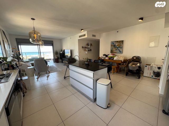 דירה, עין הים, חדרה