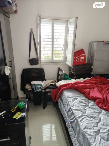 דירה, אלברט איינשטיין, לוד