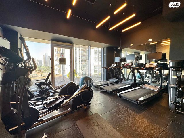 דירה, דרך מנחם בגין, מונטיפיורי, הרכבת, תל אביב יפו