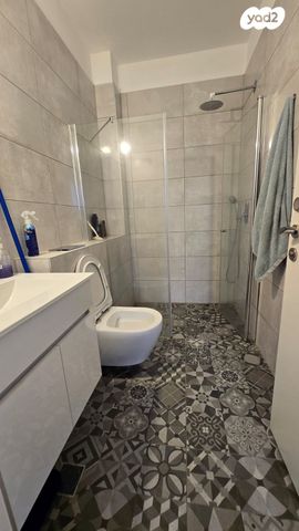 דירה, פנחס ואברהם רוטנברג, מת"מ, נאות פרס, חיפה