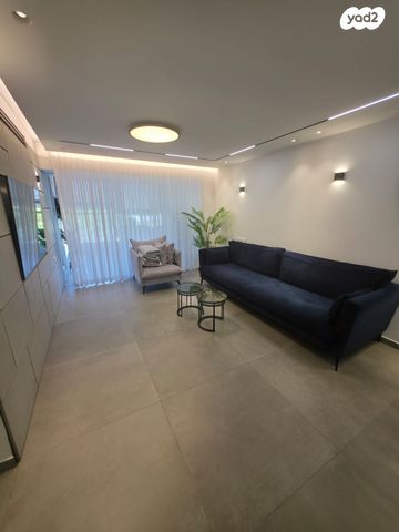 דירה, גבעת התחמושת, קרית שרת מערב, חולון