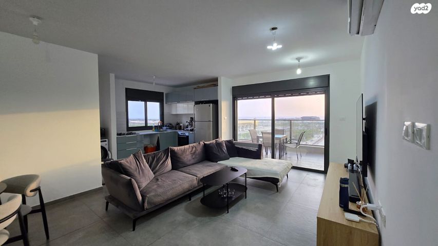 דירה, פנחס ואברהם רוטנברג, מת"מ, נאות פרס, חיפה