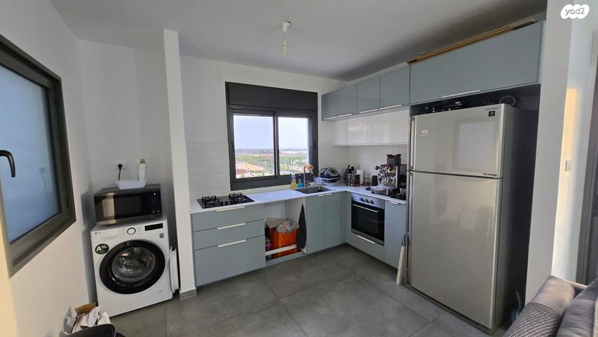 דירה, פנחס ואברהם רוטנברג, מת"מ, נאות פרס, חיפה