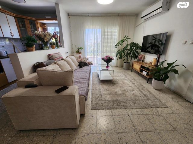 חיים ברלב 