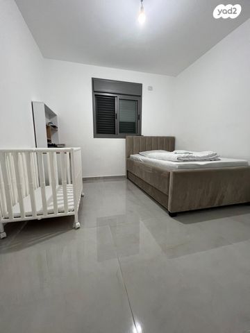 דירה, עיר היין, אשקלון