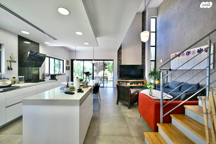 דו משפחתי, סנונית, טירת שלום, נס ציונה