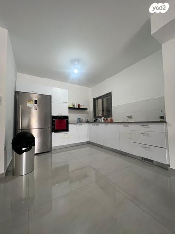 דירה, עיר היין, אשקלון