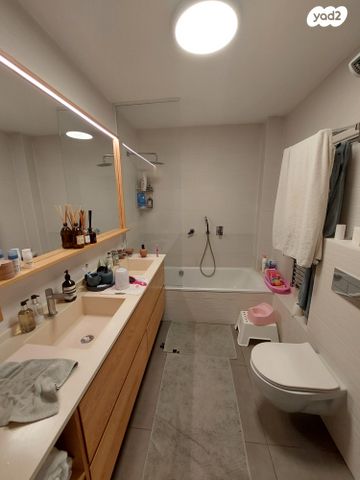 דירת גן, רמת אביב ג', תל אביב יפו