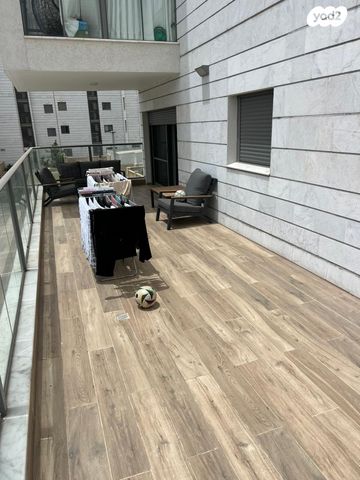 דירה, עיר היין, אשקלון