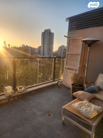 דירה, רמת גן