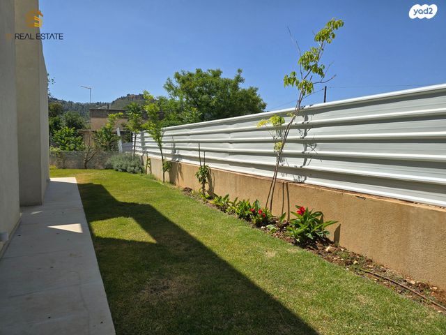 בית פרטי/ קוטג', אבן ספיר