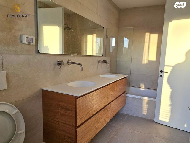 בית פרטי/ קוטג', אבן ספיר