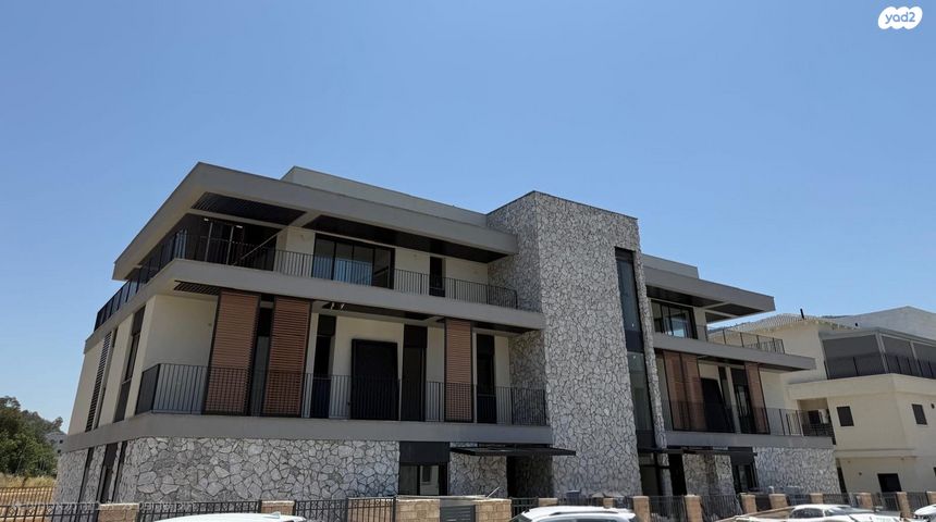 גג/ פנטהאוז, קרית טבעון