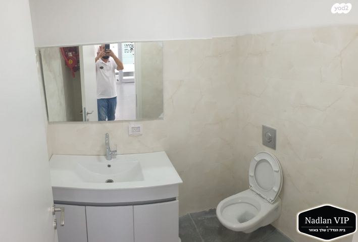 חנויות/ שטח מסחרי, המצודה 6, אזור תעשיה, אזור