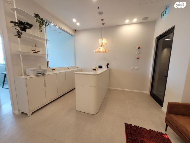 משרדים, מרכז עינב, מודיעין מכבים רעות