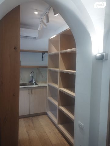 חנויות/ שטח מסחרי, שדרות ירושלים, יד לבנים, רמת גן