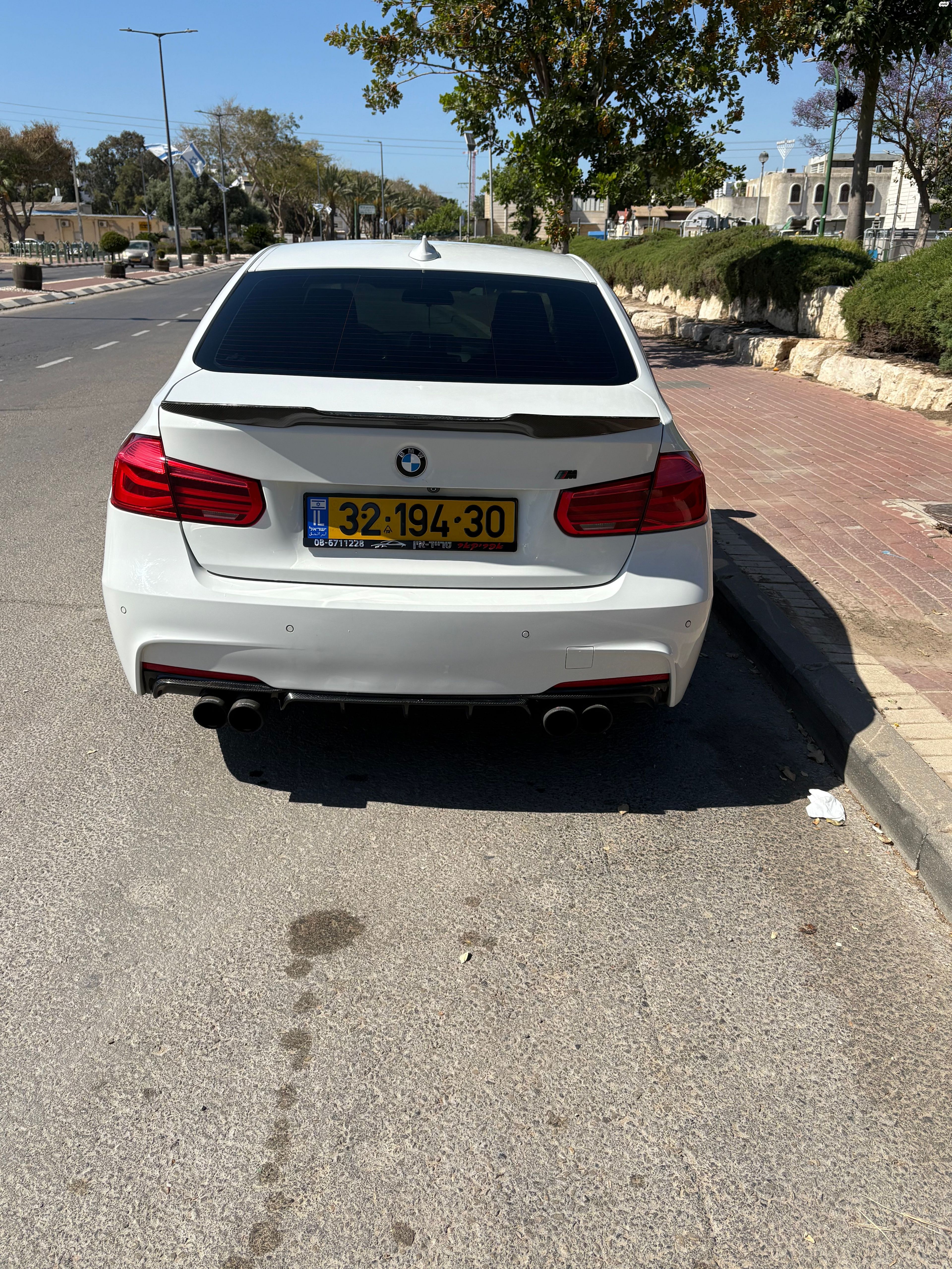 מודעת רכב ב מ וו סדרה 3