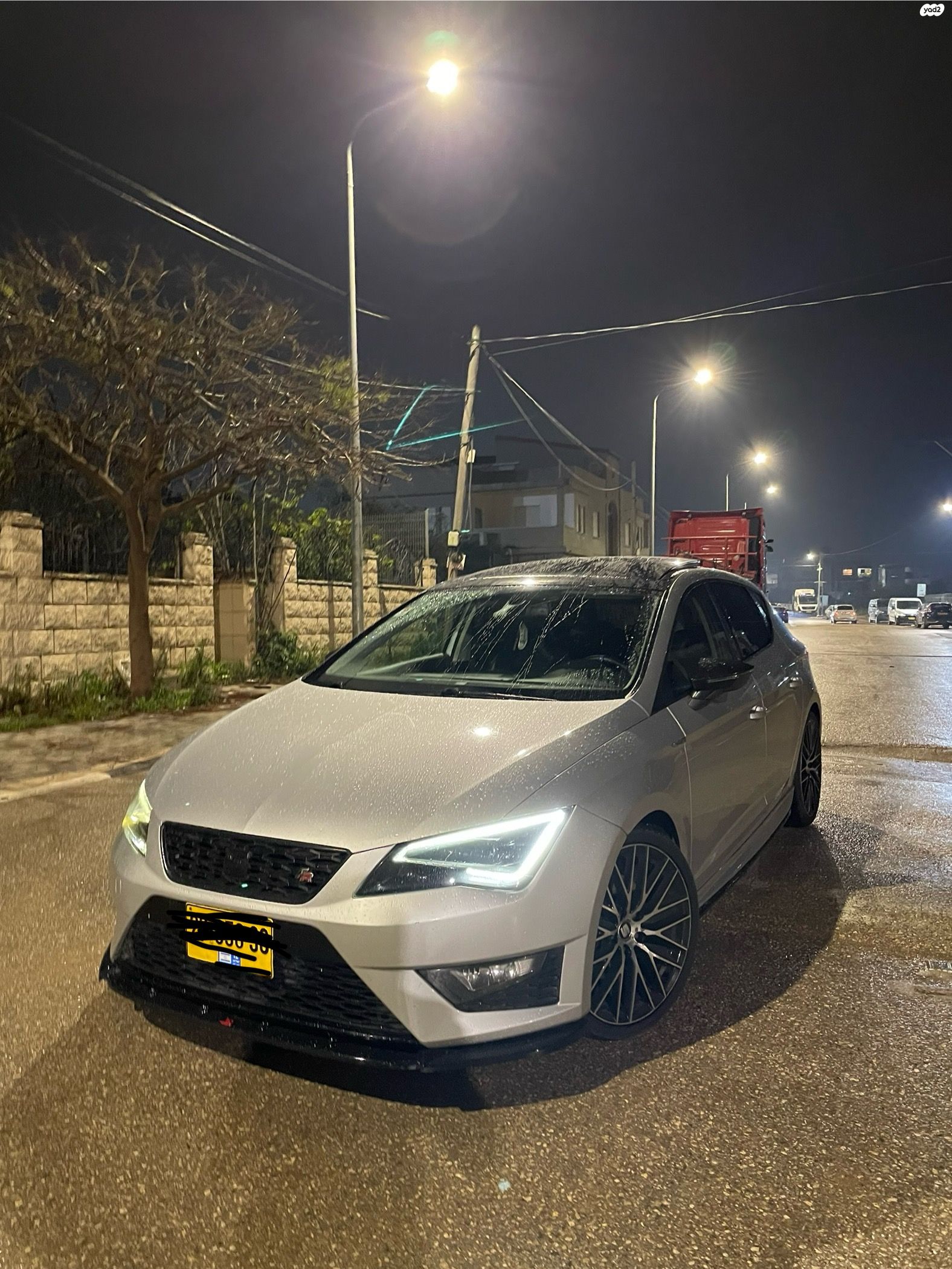 מודעת רכב סיאט לאון