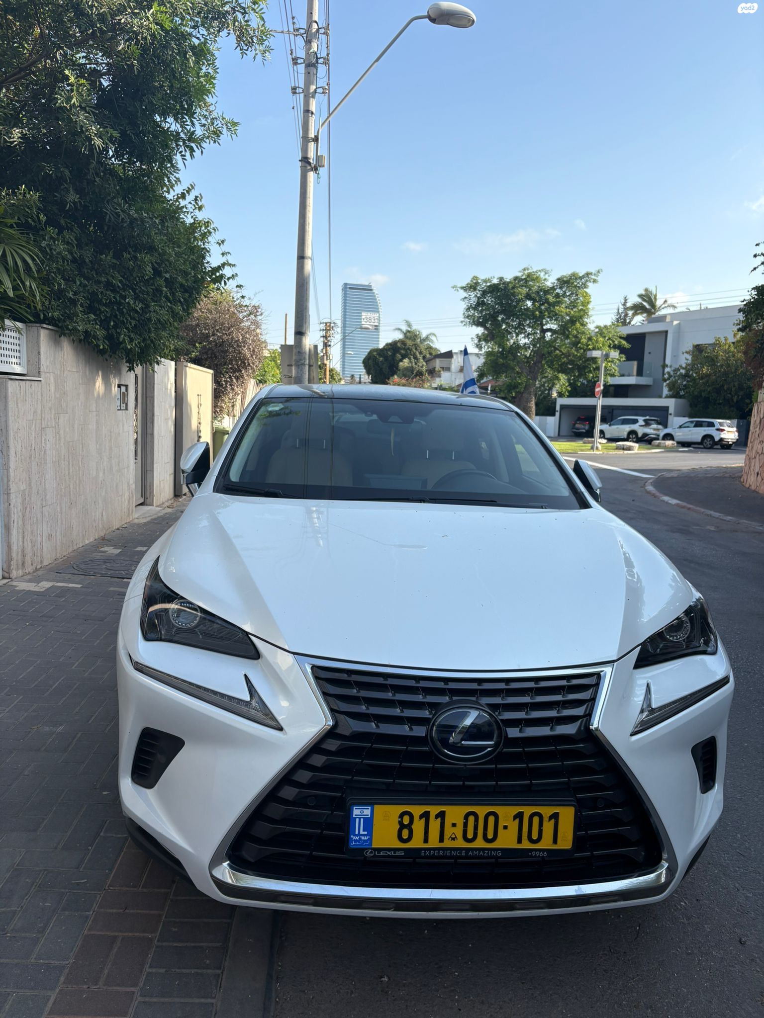 מודעת רכב לקסוס NX