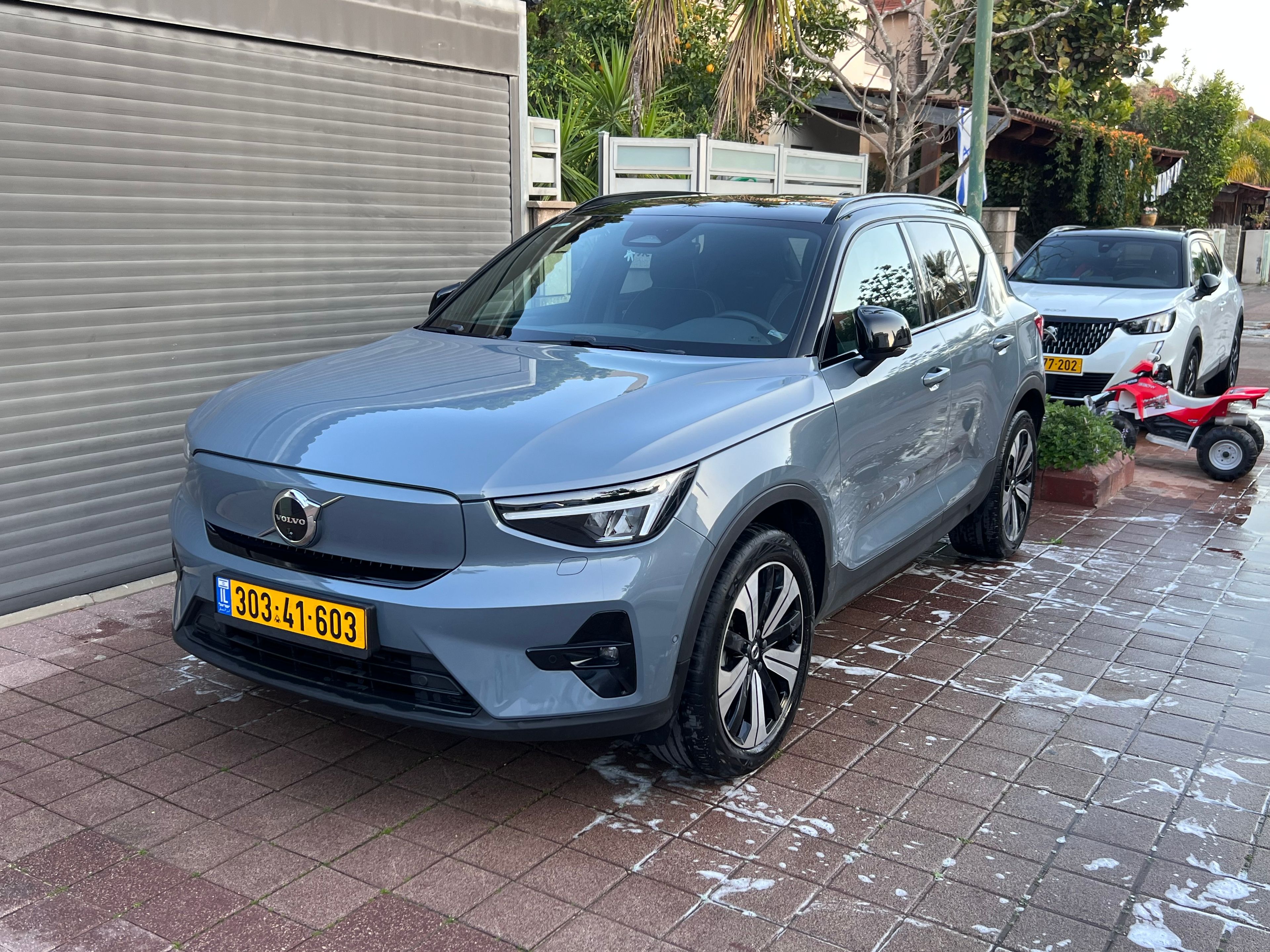 מודעת רכב וולוו XC40