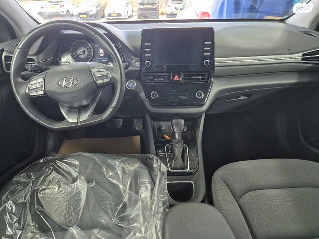 יונדאי איוניק