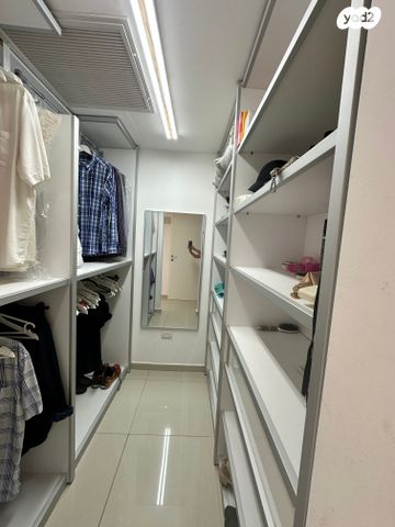 דירה, קרן היסוד 28, נווה דוד רמז, רעננה