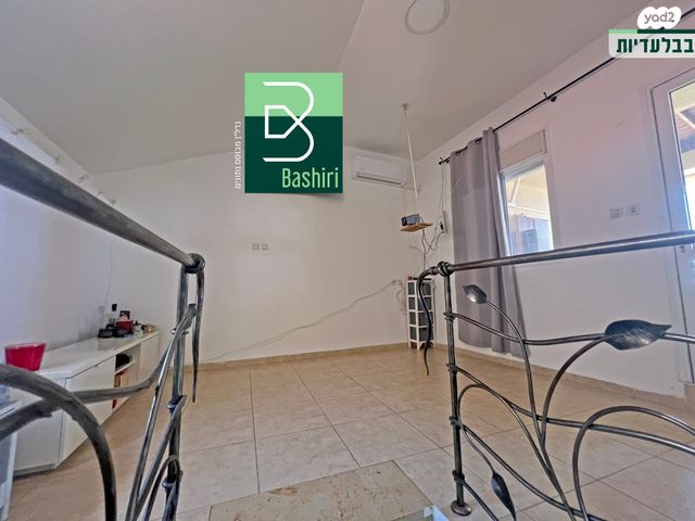 דירת גן, האצ"ל, קרית שמונה