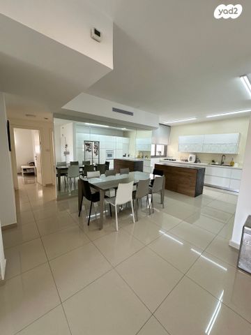 דירה, קרן היסוד 28, נווה דוד רמז, רעננה