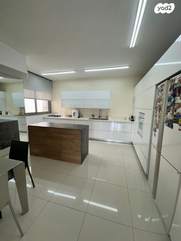 דירה, קרן היסוד 28, נווה דוד רמז, רעננה