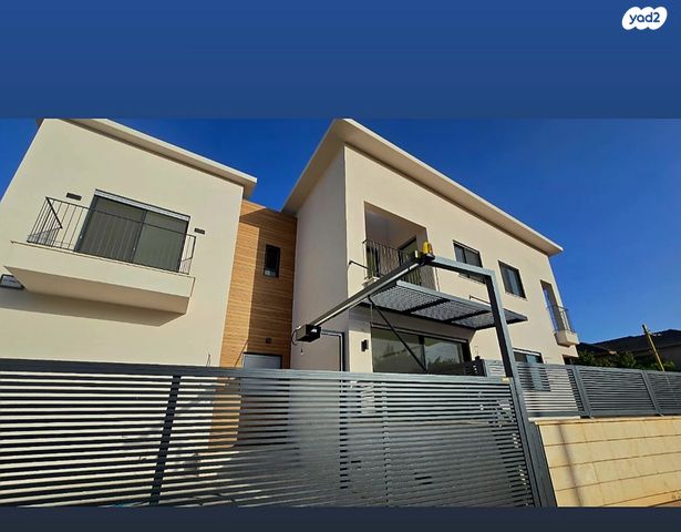 נאות הראשונים