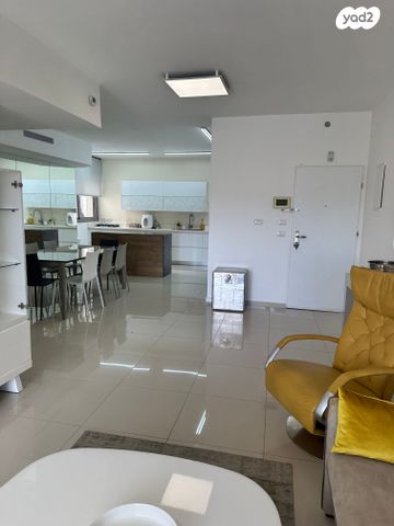 דירה, קרן היסוד 28, נווה דוד רמז, רעננה