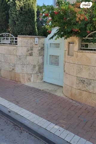 בית פרטי/ קוטג', הארז, רסקו א', חולון