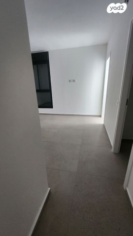 דירה, אור ים, אור עקיבא