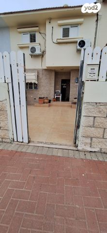 בית פרטי/ קוטג', מצדה 22, המייסדים, קרית מלאכי