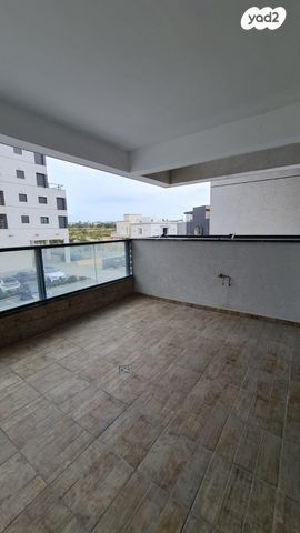 דירה, אור ים, אור עקיבא