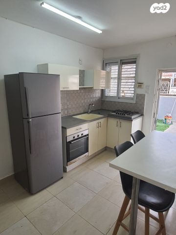 יחידת דיור, יציאת אירופה, שכונה ה', באר שבע