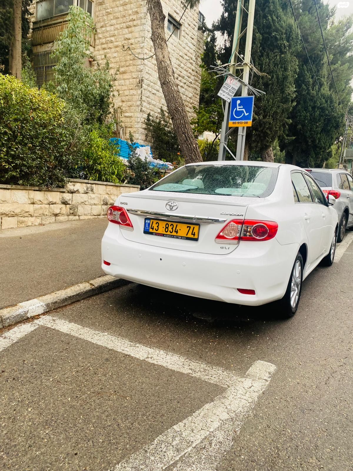 מודעת רכב טויוטה קורולה