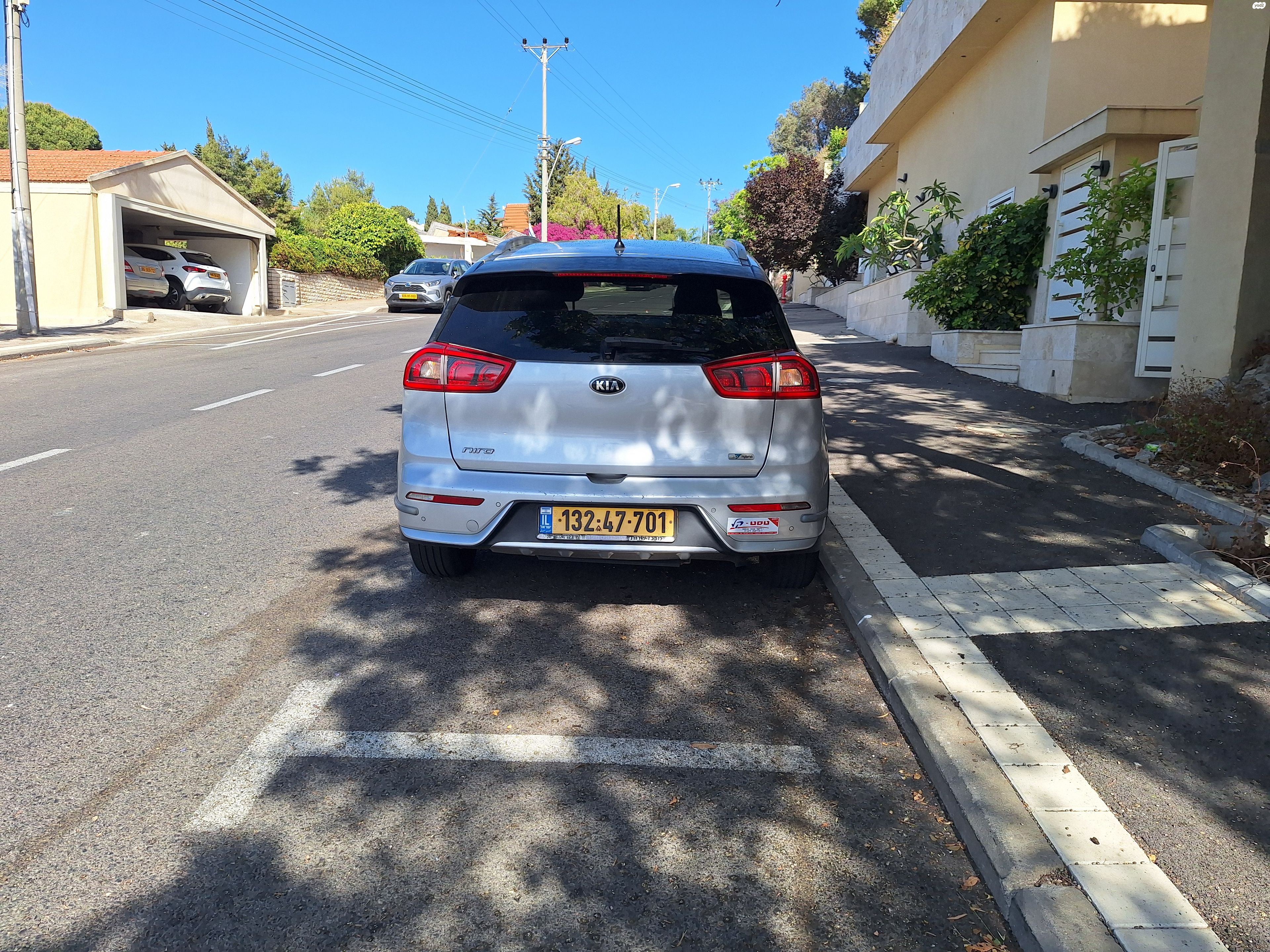 מודעת רכב קיה נירו