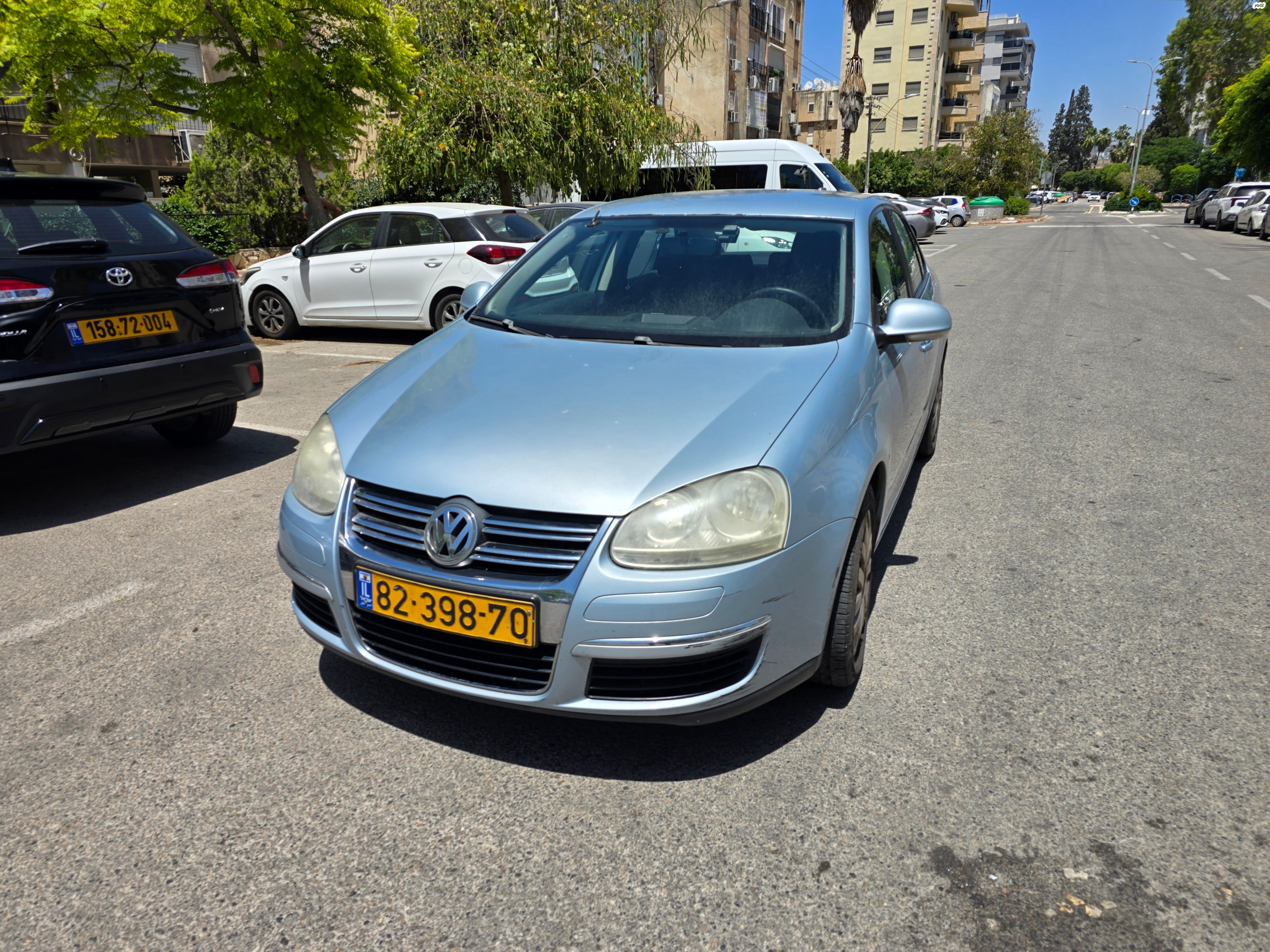 מודעת רכב פולקסווגן ג'טה 