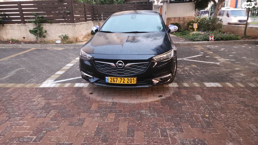מודעת רכב אופל אינסיגניה