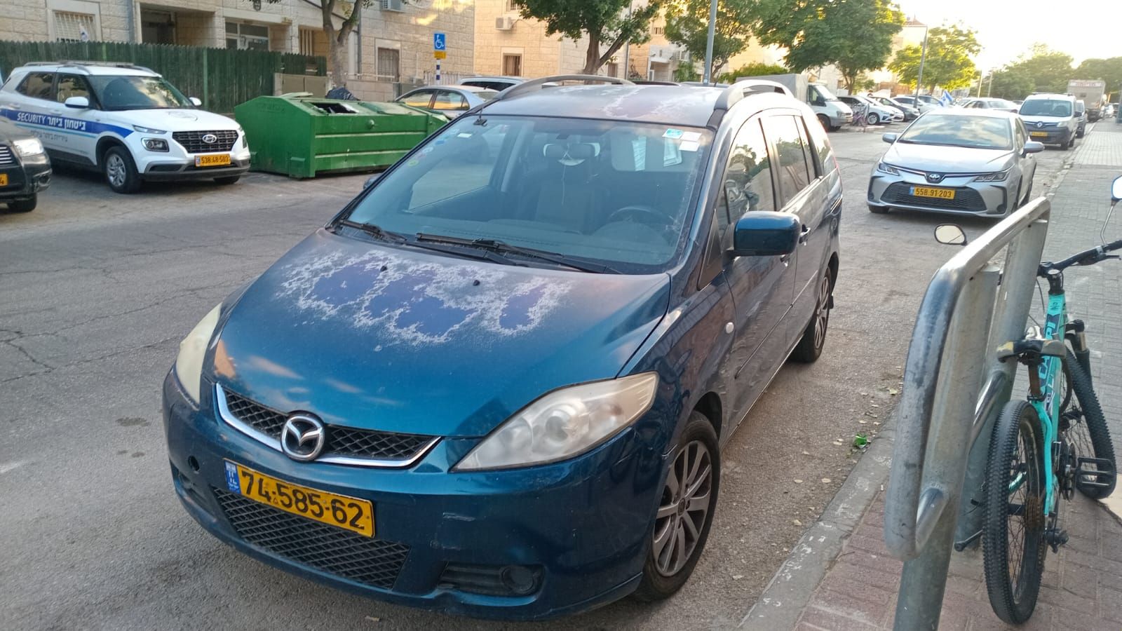 מודעת רכב מאזדה 5