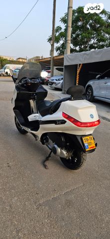 פיאג'ו X-Evo 250