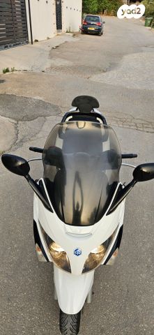 פיאג'ו X-Evo 250