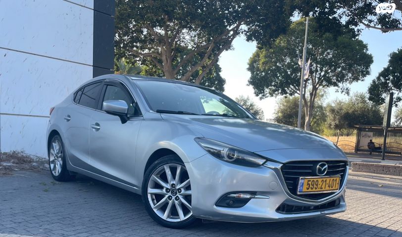 מודעת רכב מאזדה 3