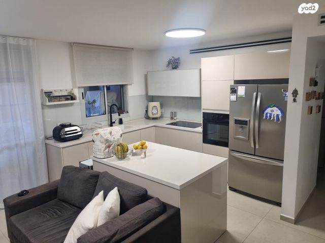 דירה, נחל שילה 1, צור יצחק, צור יצחק