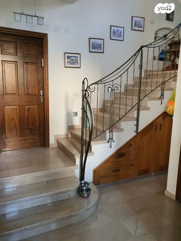 בית פרטי/ קוטג', הארז, רסקו א', חולון