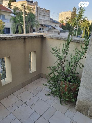 בית פרטי/ קוטג', הארז, רסקו א', חולון