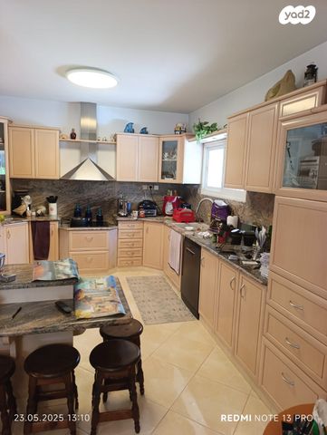 בית פרטי/ קוטג', מזכרת בתיה