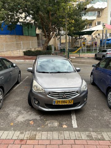 מודעת רכב מיצובישי אטראז'