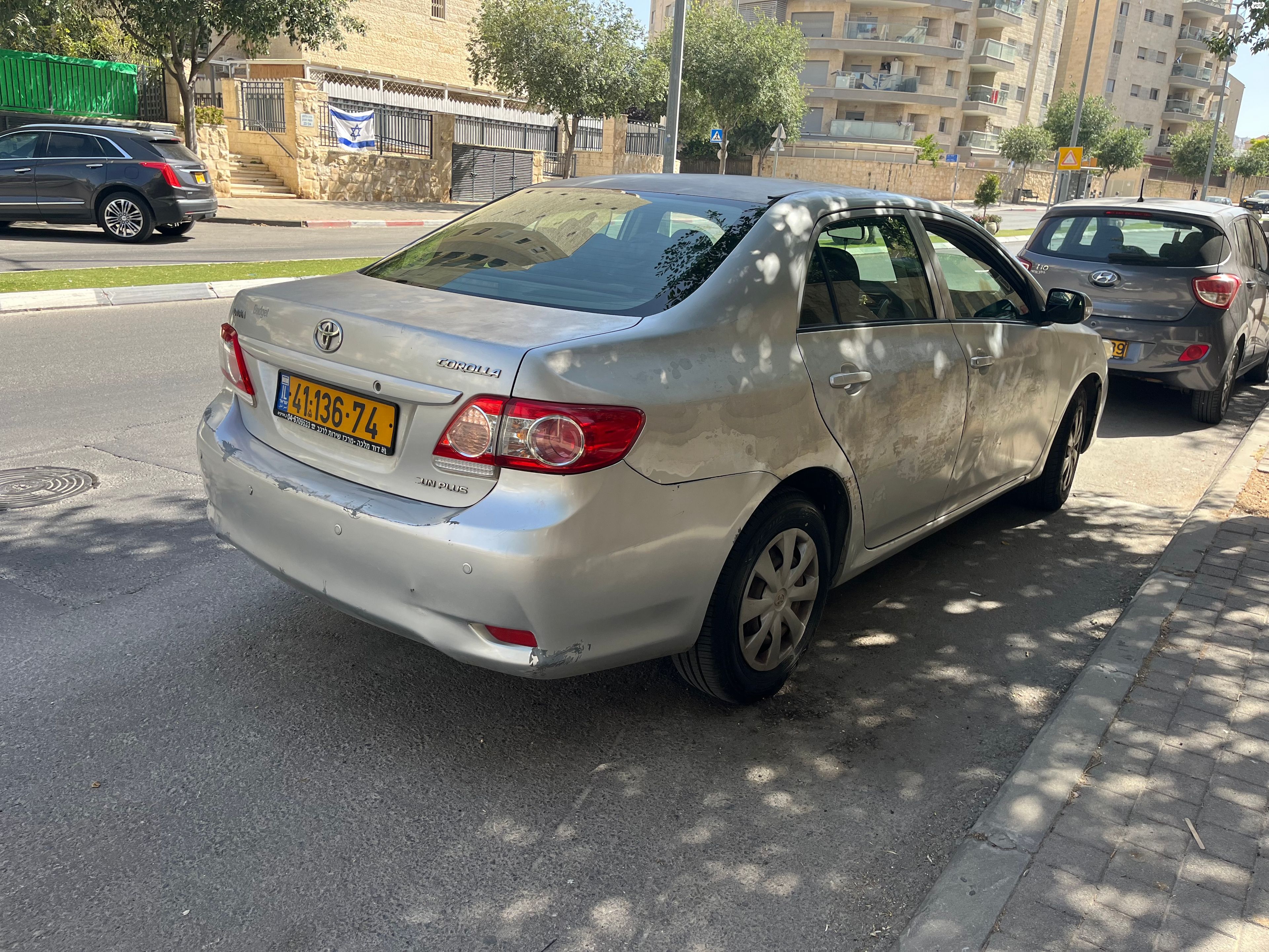 מודעת רכב טויוטה קורולה